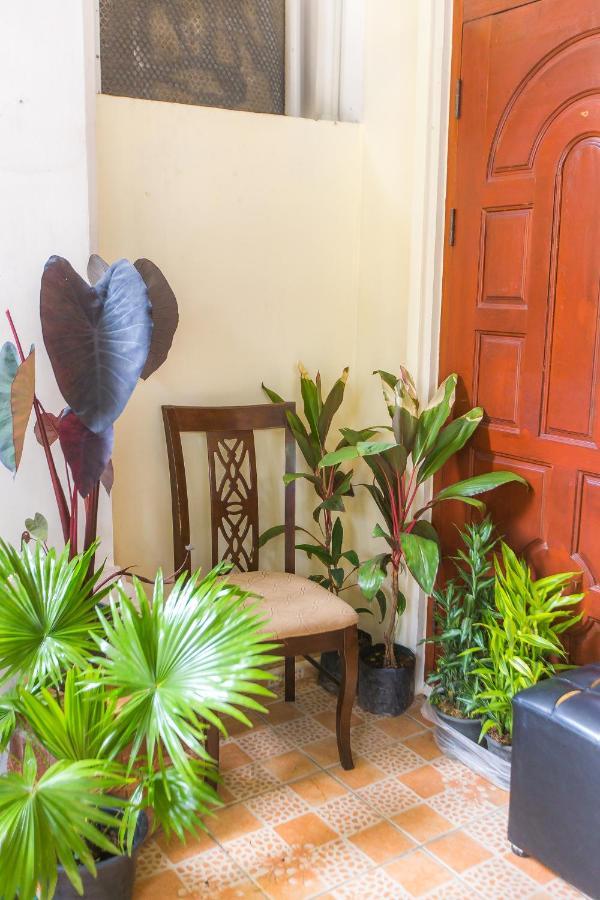 The Little Siri Hotel Chiang Mai Ngoại thất bức ảnh