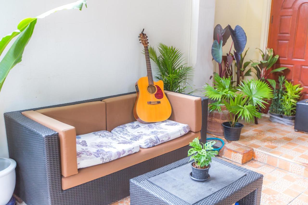 The Little Siri Hotel Chiang Mai Ngoại thất bức ảnh