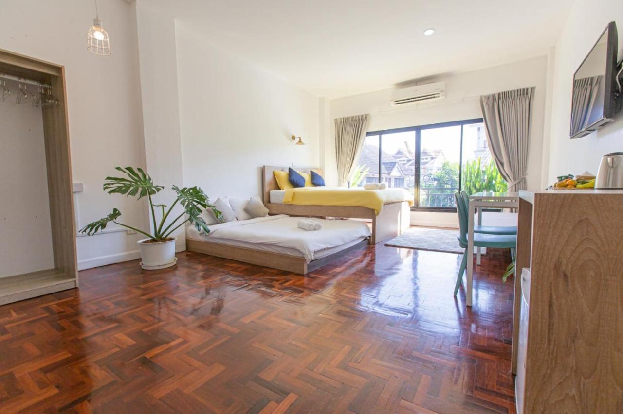 The Little Siri Hotel Chiang Mai Ngoại thất bức ảnh